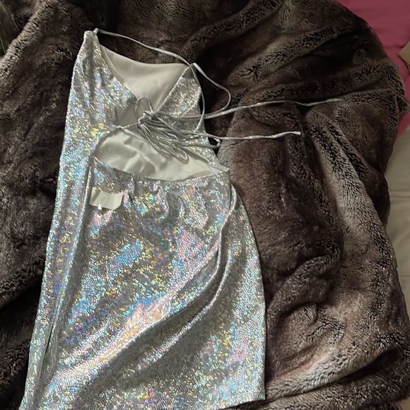 Dress - Picture 2 of 2